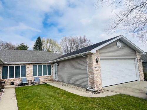 6935 Swan Ln, Schererville, IN, 46375-4477 | Card Image