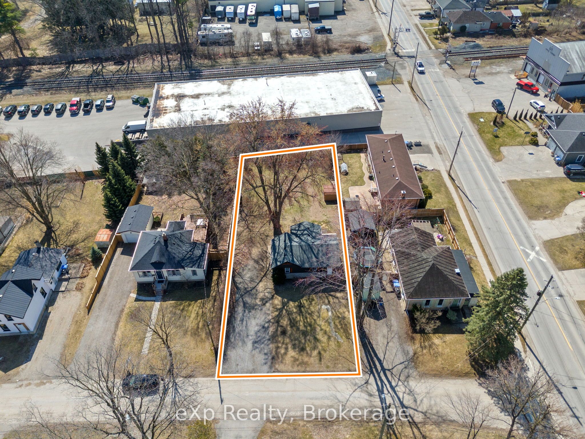 Residential Lease in Strathroy-Caradoc 3