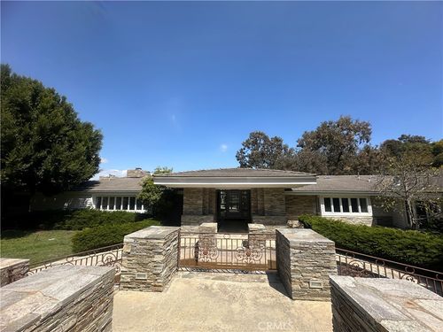 60 Crest Rd E, Rolling Hills, CA, 90274-5225 | Card Image