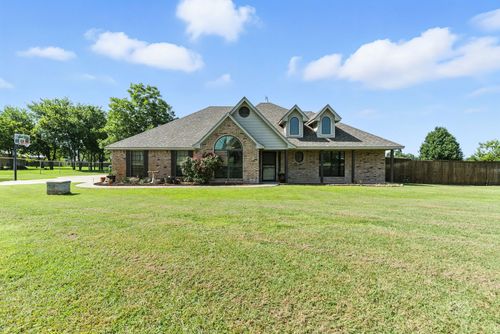 153 Star Point Ln, Weatherford, TX, 76088-6409 | Card Image