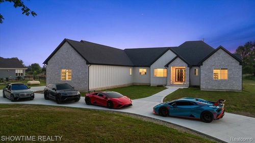 65855 Mound Rd, Washington Twp, MI, 48095-1702 | Card Image