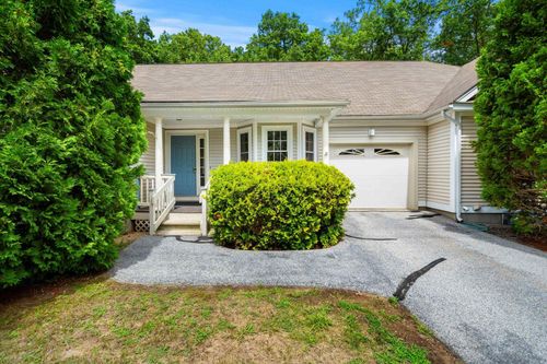 464-1465 Hooksett Rd, Hooksett, NH, 03106-1833 | Card Image