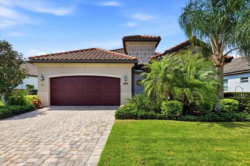 12422 Perennial Pl, LAKEWOOD RANCH, FL, 34211-3211 | Card Image