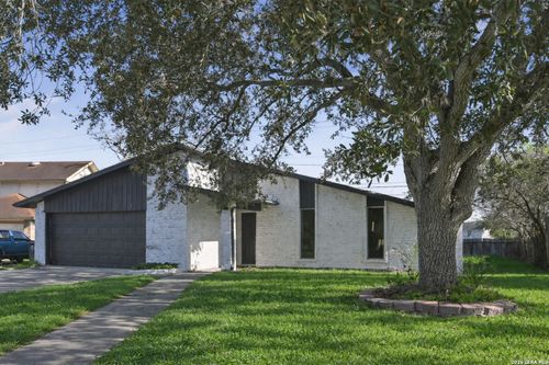 4110 Boros Dr, Corpus Christi, TX, 78413-2013 | Card Image