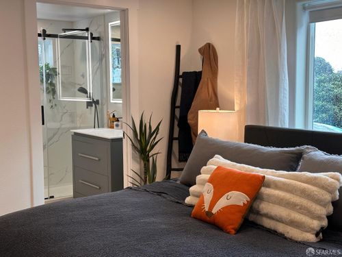 a-480 Monterey St, Brisbane, CA, 94005-1551 | Card Image