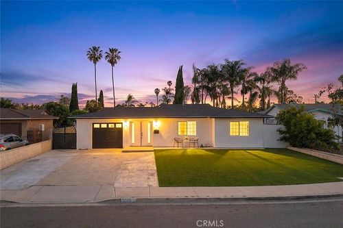 223 West Simmons Avenue, Anaheim, CA, 92802 | Card Image