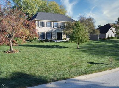 7637 Normandy Boulevard, House other with 5 bedrooms, 2 bathrooms and null parking in Indianapolis IN | Image 2