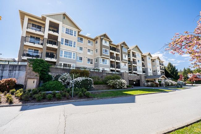 113 - 19673 Meadow Gardens Way, Condo with 2 bedrooms, 2 bathrooms and 2 parking in Pitt Meadows BC | Image 1