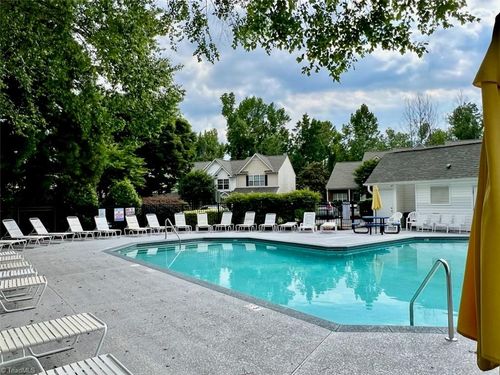 88 Tannenbaum Cir, Greensboro, NC, 27410-9686 | Card Image