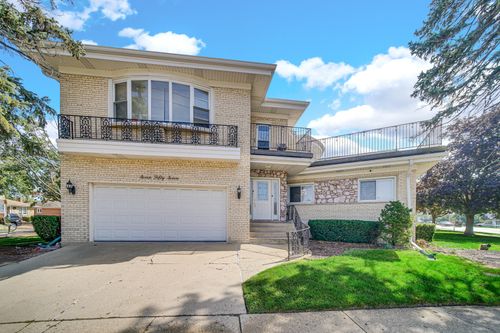 757 N Northwest Hwy, Park Ridge, IL, 60068-2541 | Card Image