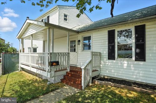 1329 Bethlehem Ave, BALTIMORE, MD, 21222-1004 | Card Image