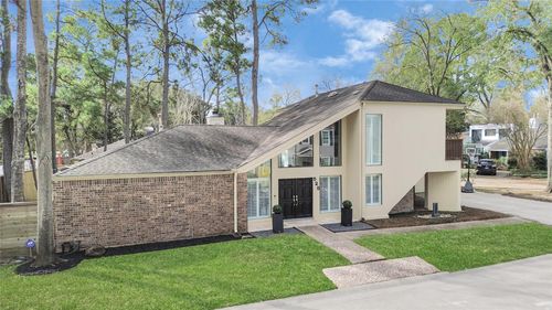 525 Rancho Bauer Dr, Houston, TX, 77079-6819 | Card Image