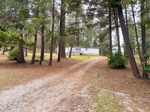 360 Hessar St, Grants Pass, OR, 97527-5162 | Card Image