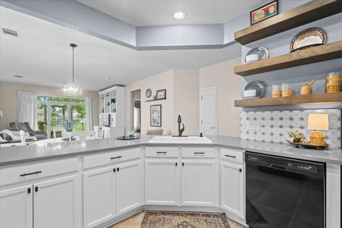 113 Honey Creek Trl, Georgetown, TX, 78633-5038 | Card Image
