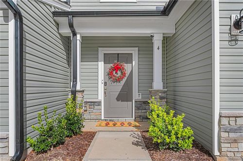 4 Saltford Ln, Greensboro, NC, 27455-2898 | Card Image