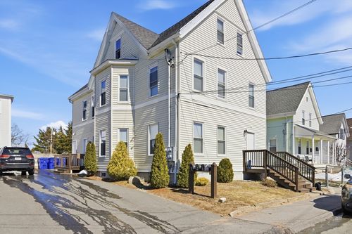 4 E Broadway, Taunton, MA, 02780-6404 | Card Image