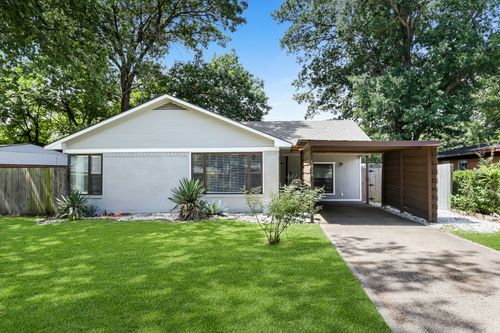 1826 Crest Ridge Dr, Dallas, TX, 75228-3241 | Card Image
