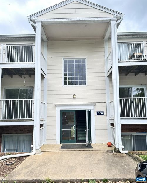 unit-7-800 Runnel Ct, CHARLOTTESVILLE, VA, 22901-2964 | Card Image