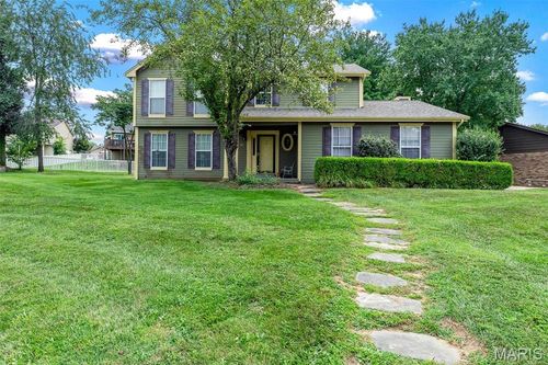 13 Tremaine Ct, Saint Charles, MO, 63304-7541 | Card Image