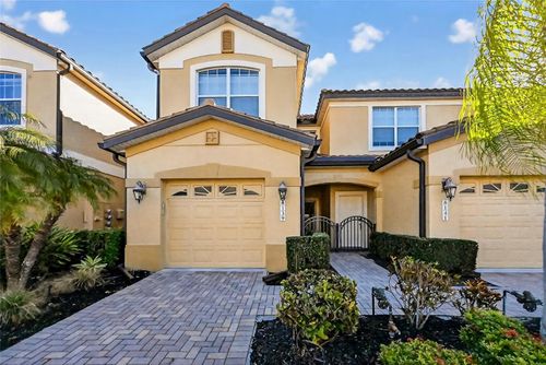 8139-8139 Miramar Way, LAKEWOOD RANCH, FL, 34202-9001 | Card Image