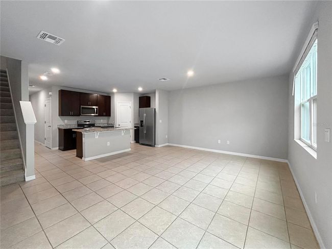2764 Emory Sound Pl, Townhouse with 3 bedrooms, 3 bathrooms and null parking in BRANDON FL | Image 6