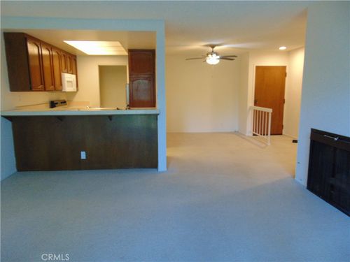 2203 Apricot Dr, Irvine, CA, 92618-4402 | Card Image