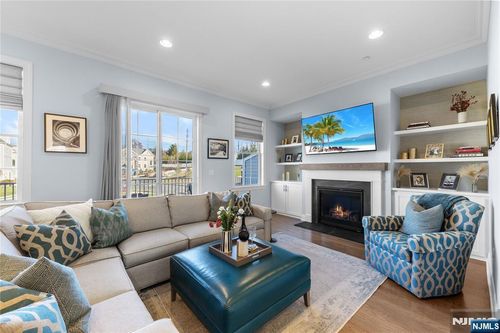 227 Bradley Drive, Wood Ridge, NJ, 07075 | Card Image