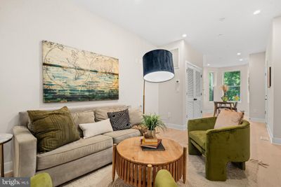 1 - 1315 Harvard Street Nw, Condo with 3 bedrooms, 2 bathrooms and null parking in WASHINGTON DC | Image 1