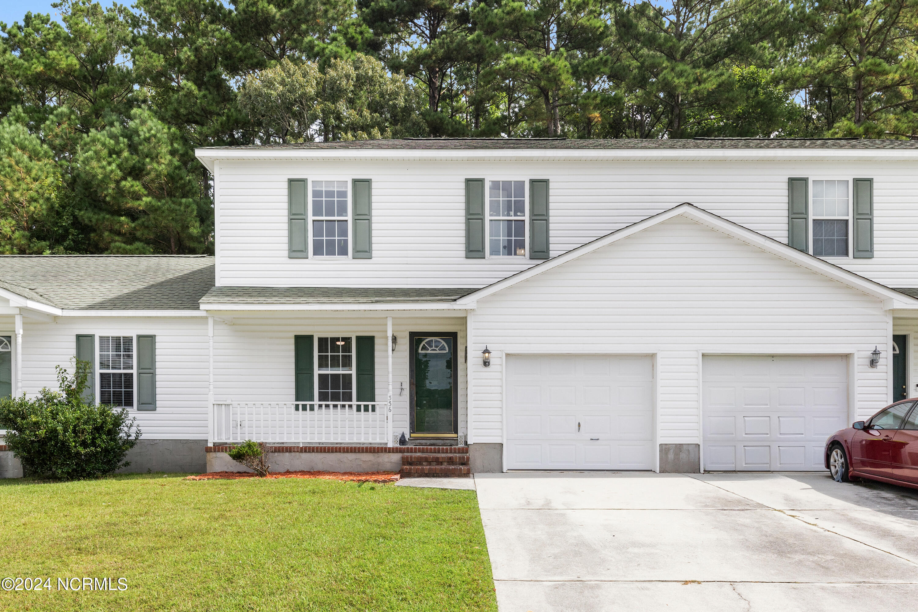 Winners Cir, Jacksonville, NC 28546