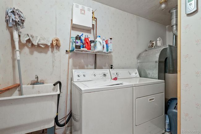 239 Ausable River Trl, House other with 2 bedrooms, 2 bathrooms and null parking in Roscommon MI | Image 33