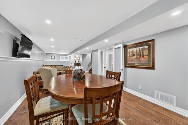 32 Pinecone Ave, House other with 5 bedrooms, 3 bathrooms and 6 parking in Tiny ON | Image 22