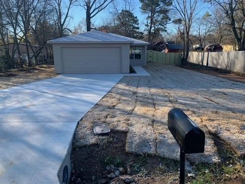 2820 W Washington St, Denison, TX, 75020-1330 | Card Image