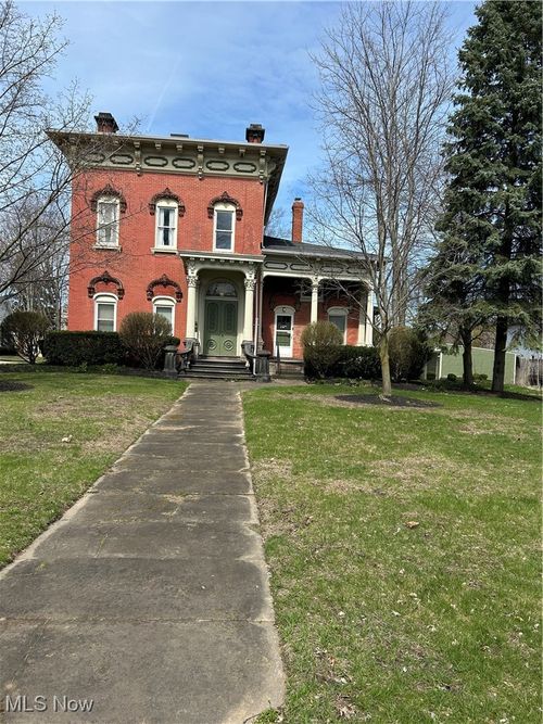190 Mentor Ave, Painesville, OH, 44077-3232 | Card Image