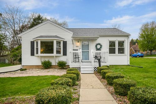 424 Martin Street, Sun Prairie, WI, 53590 | Card Image