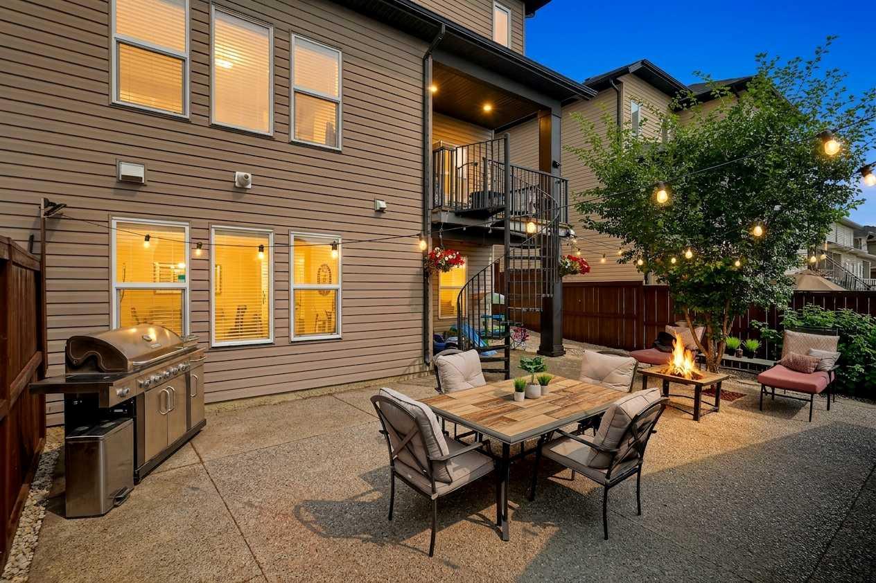 Residential in Chestermere 5