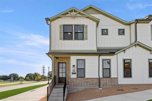 1102 Bexar Ln, Plano, TX, 75075-1041 | Card Image