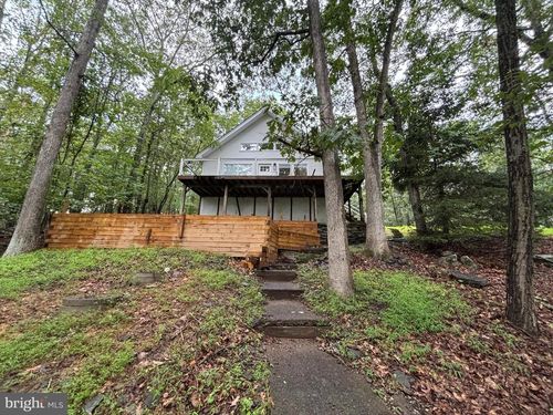 306 Timber Hill Rd, Henryville, PA, 18332-7731 | Card Image