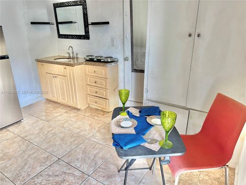 3-1822 Cleveland St, Hollywood, FL, 33020-3132 | Card Image