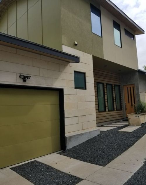 b-607 Peacock Ln, Austin, TX, 78704-6231 | Card Image