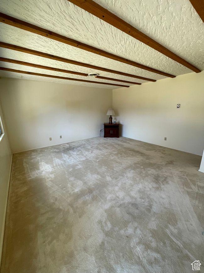 884 E 5575 S, Condo with 2 bedrooms, 1 bathrooms and 2 parking in South Ogden UT | Image 5