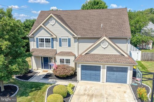 2 Heatherfield Way, DOVER, DE, 19904-9752 | Card Image