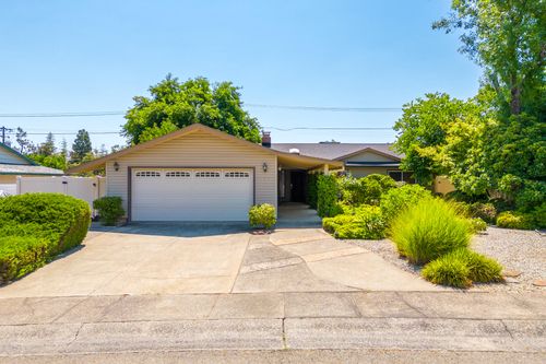 4125 Oro St, Redding, CA, 96001-2935 | Card Image