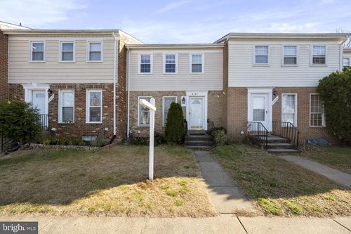 8527 Stonewall Rd, MANASSAS, VA, 20110-4605 | Card Image