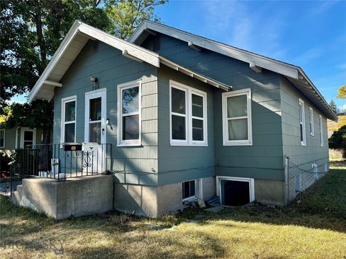 206 W Front St, Livingston, MT, 59047-1924 | Card Image