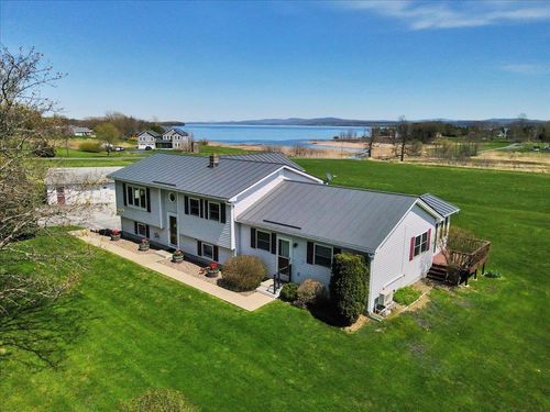 132 E Shore S, Grand Isle, VT, 05458-2436 | Card Image