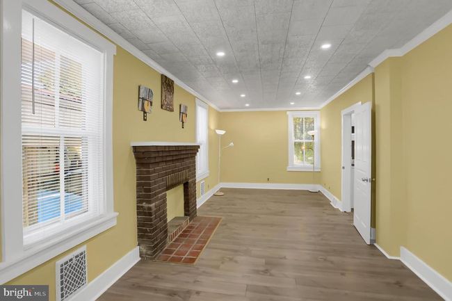 511 E Main St, House other with 5 bedrooms, 2 bathrooms and null parking in MIDDLEBURG PA | Image 21