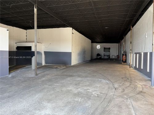 unit-b-3771 Nw 51st St, MIAMI, FL, 33142-3204 | Card Image