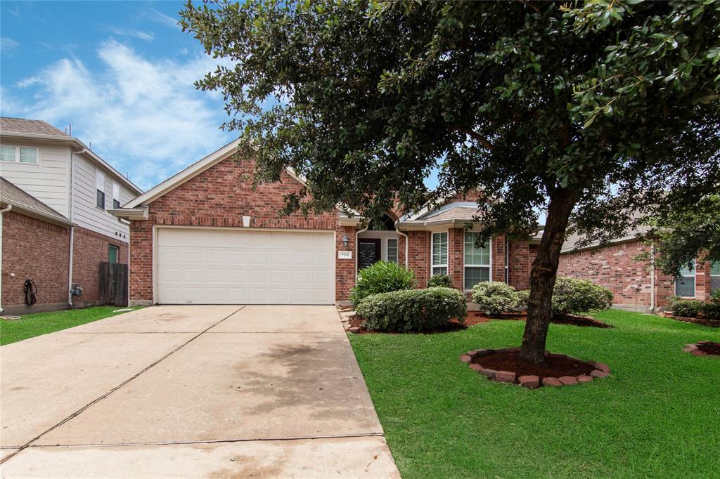 Edgeloch Dr, Spring, TX 77379