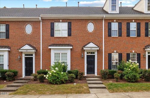 305 Savannah Ridge Rd, Holly Springs, NC, 27540-8261 | Card Image