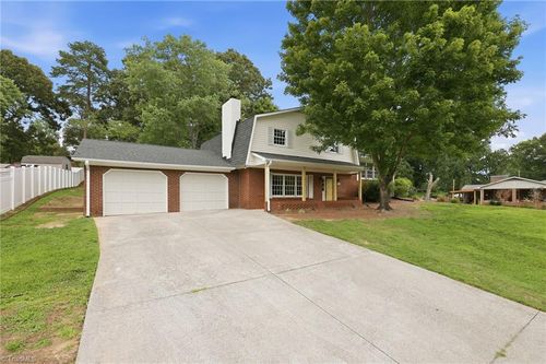 201 Jones Drive, Winston-Salem, NC, 27107 | Card Image